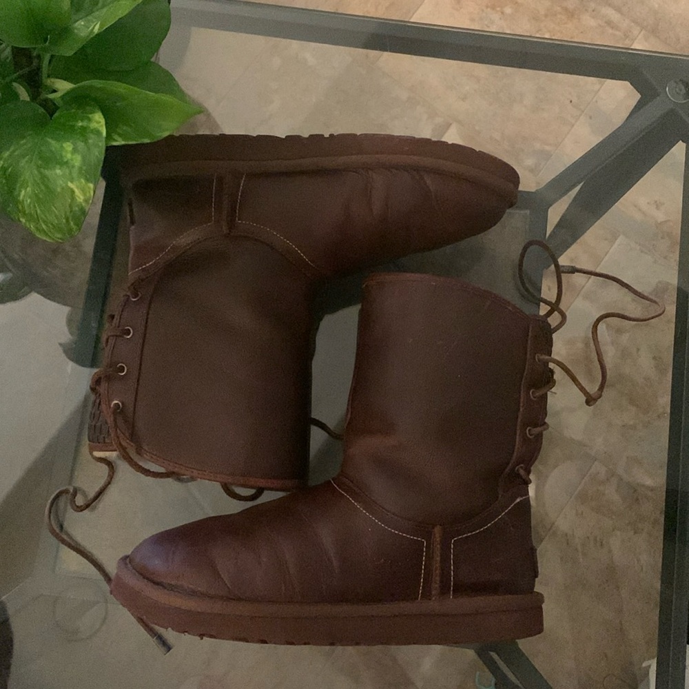 UGG Mariana Sheepskin Lined Leather Boots - Picture 3 of 14